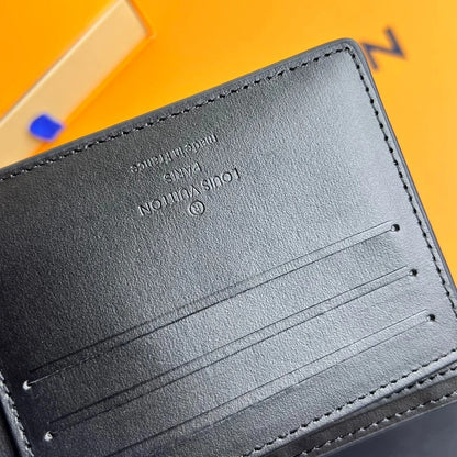 Louis Vuitton Men's Black Monogram Wallet – Macassar Style